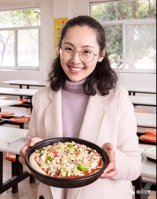 最美浙警 · 寻找"绍兴美警" | 金莹莹:教师成为警嫂,柔弱却又强大!