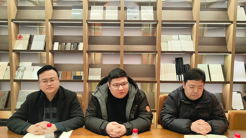 九鼎装饰集团总裁周帅一行莅临绍兴公司指导工作